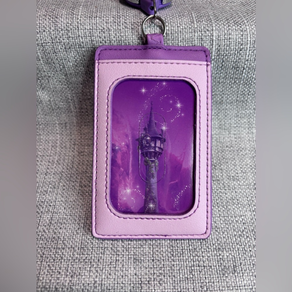 Loungefly Disney Tangled Rapunzel & Flynn Retractable Lanyard - Picture 5 of 8